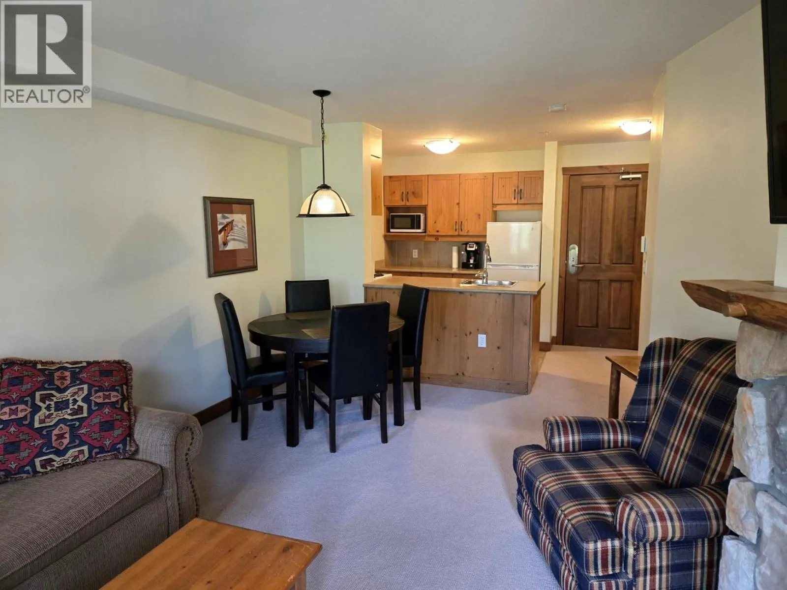 2090 Summit Drive Unit# 308