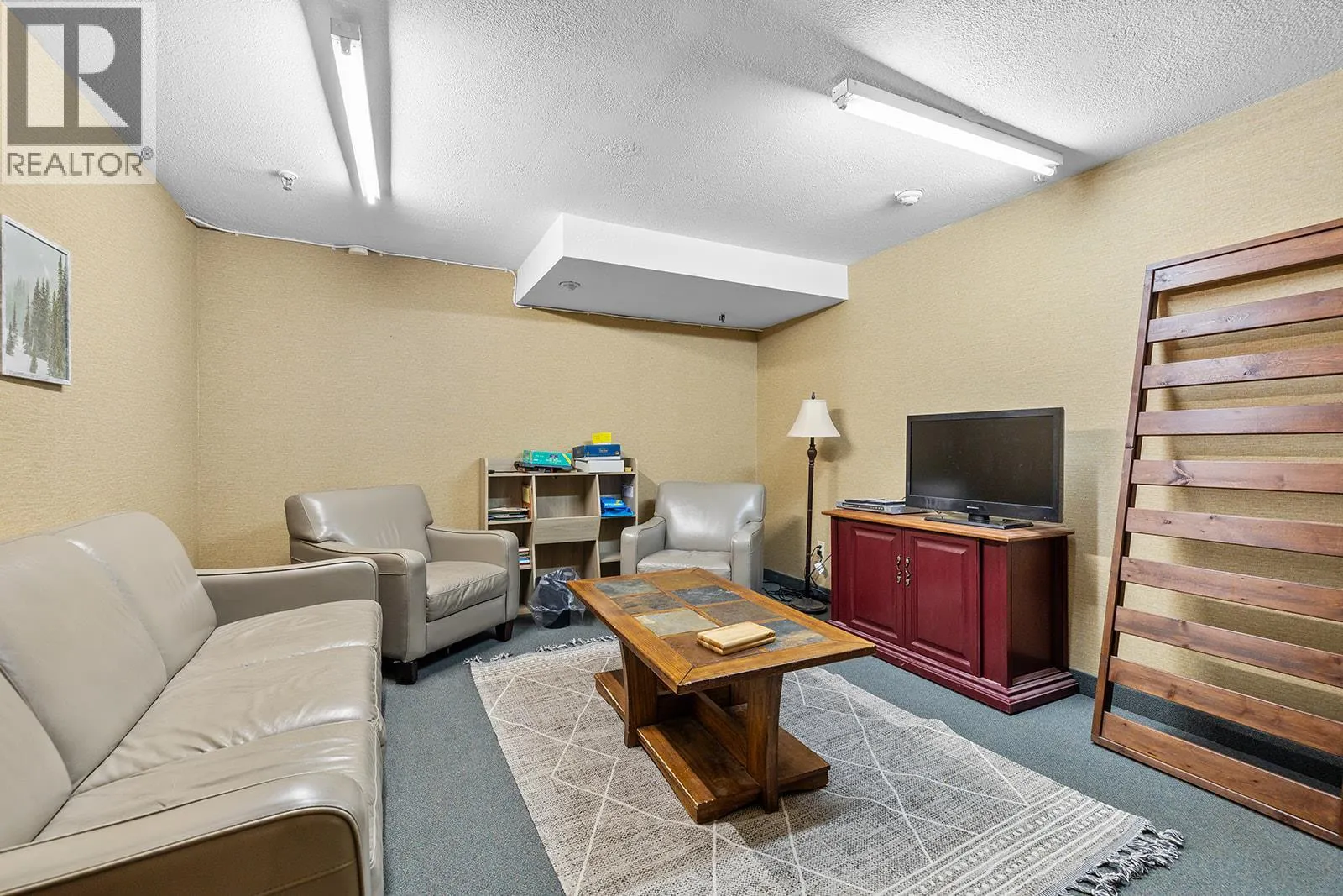 7470 Porcupine Road Unit# 803 and 804