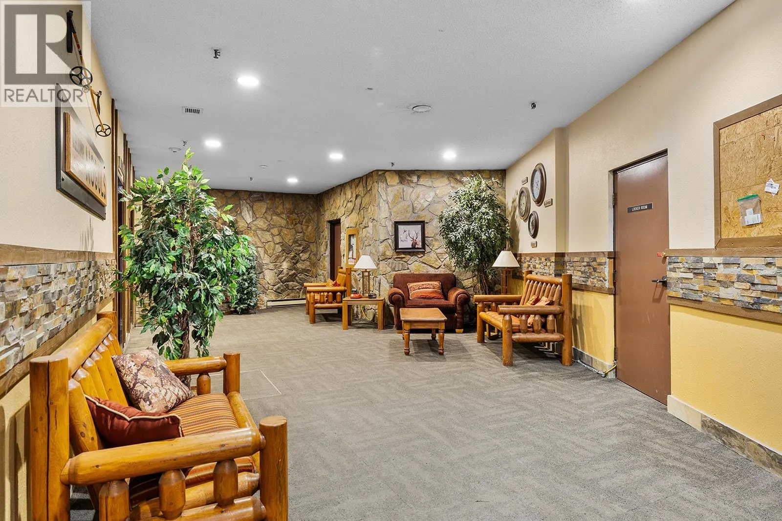 7470 Porcupine Road Unit# 803 and 804