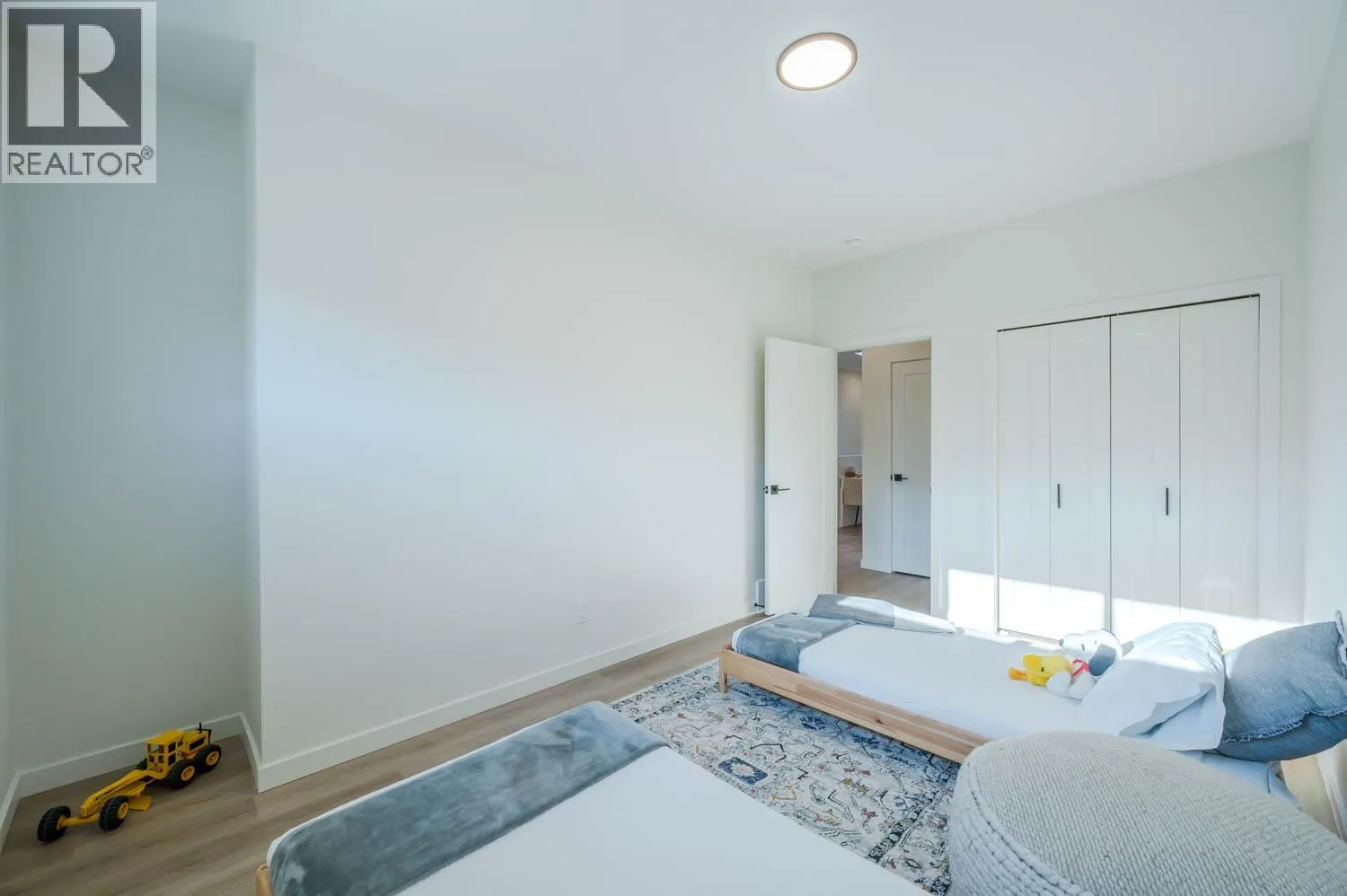 158 DEER Place Unit# 107