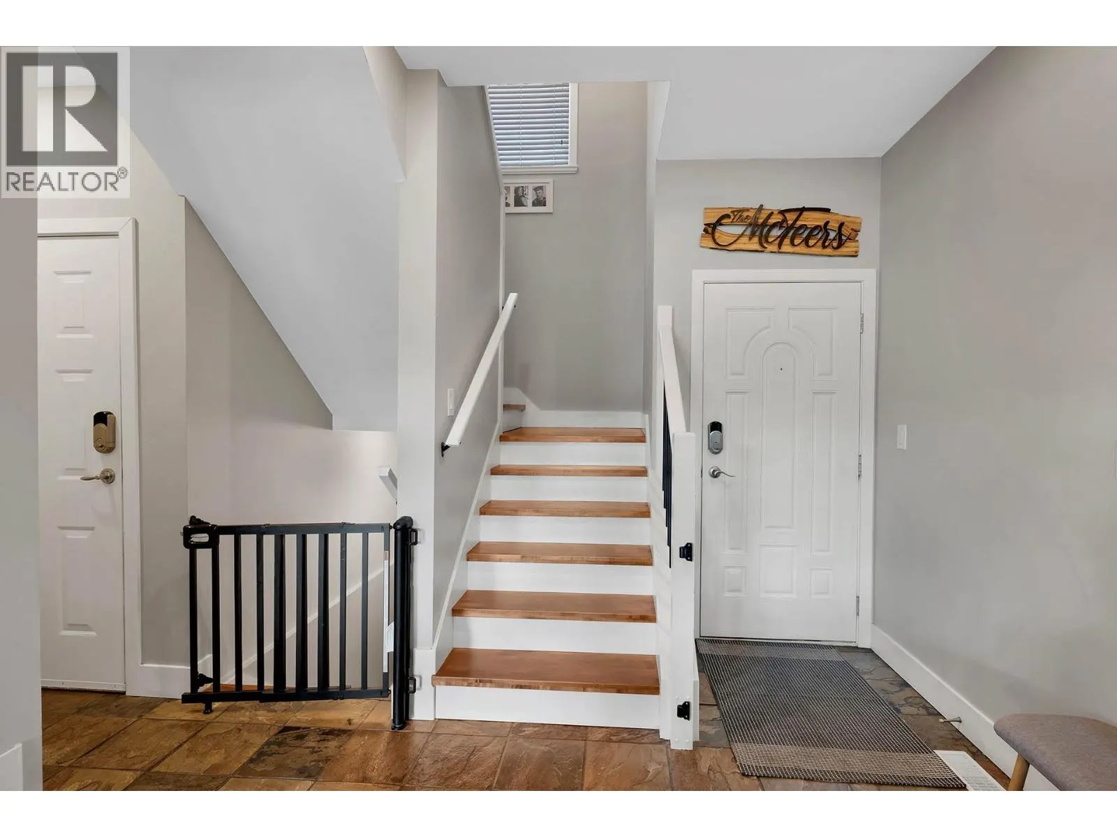 2046 ROBSON Place Unit# 49