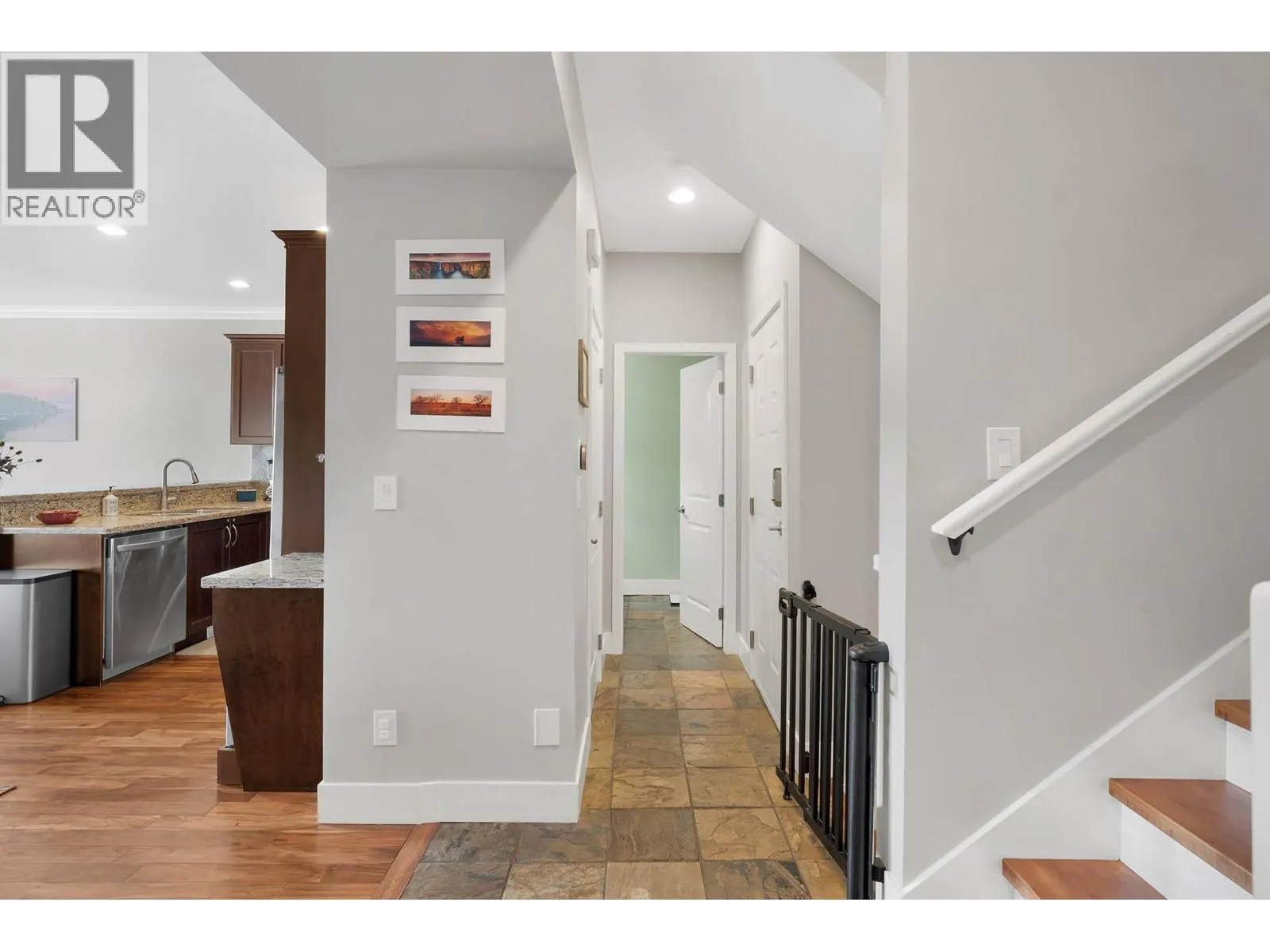 2046 ROBSON Place Unit# 49