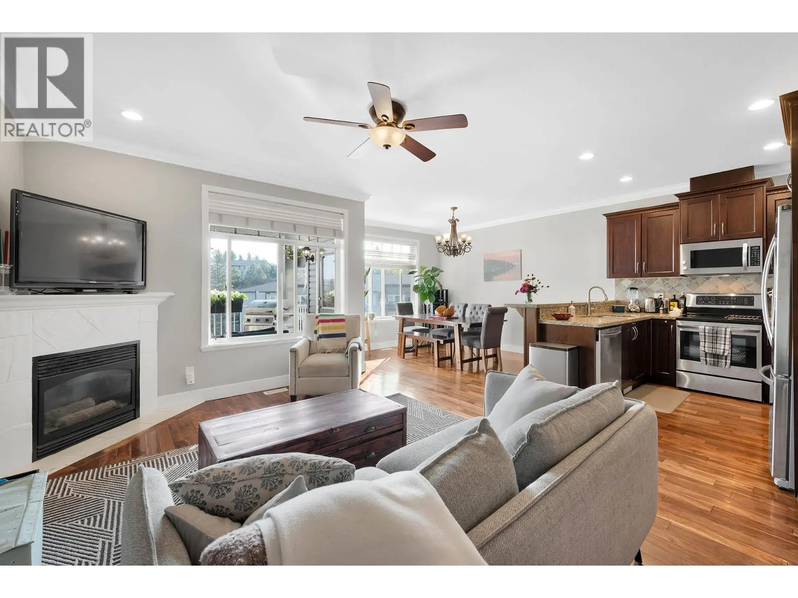 2046 ROBSON Place Unit# 49