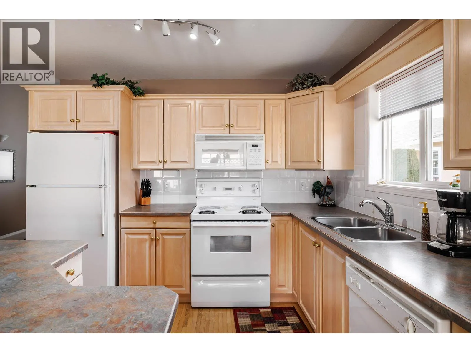 2250 Louie Drive Unit# 37