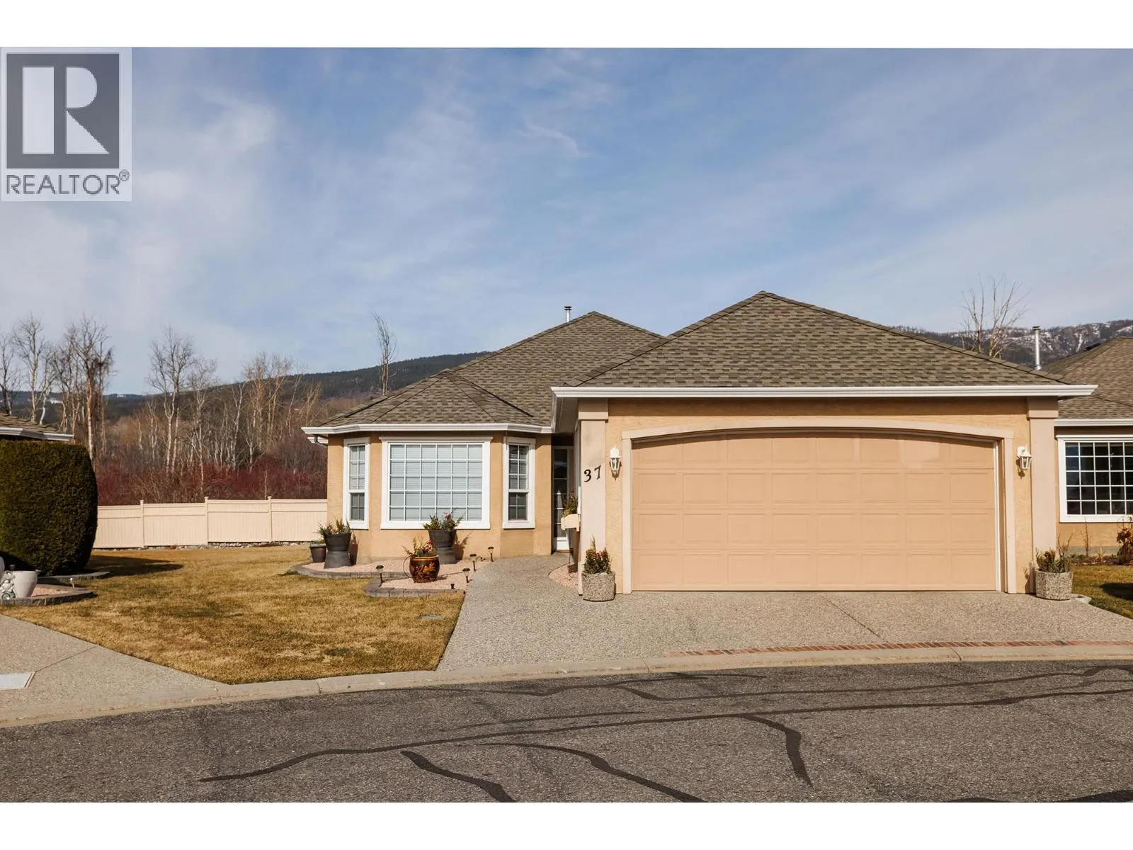 2250 Louie Drive Unit# 37