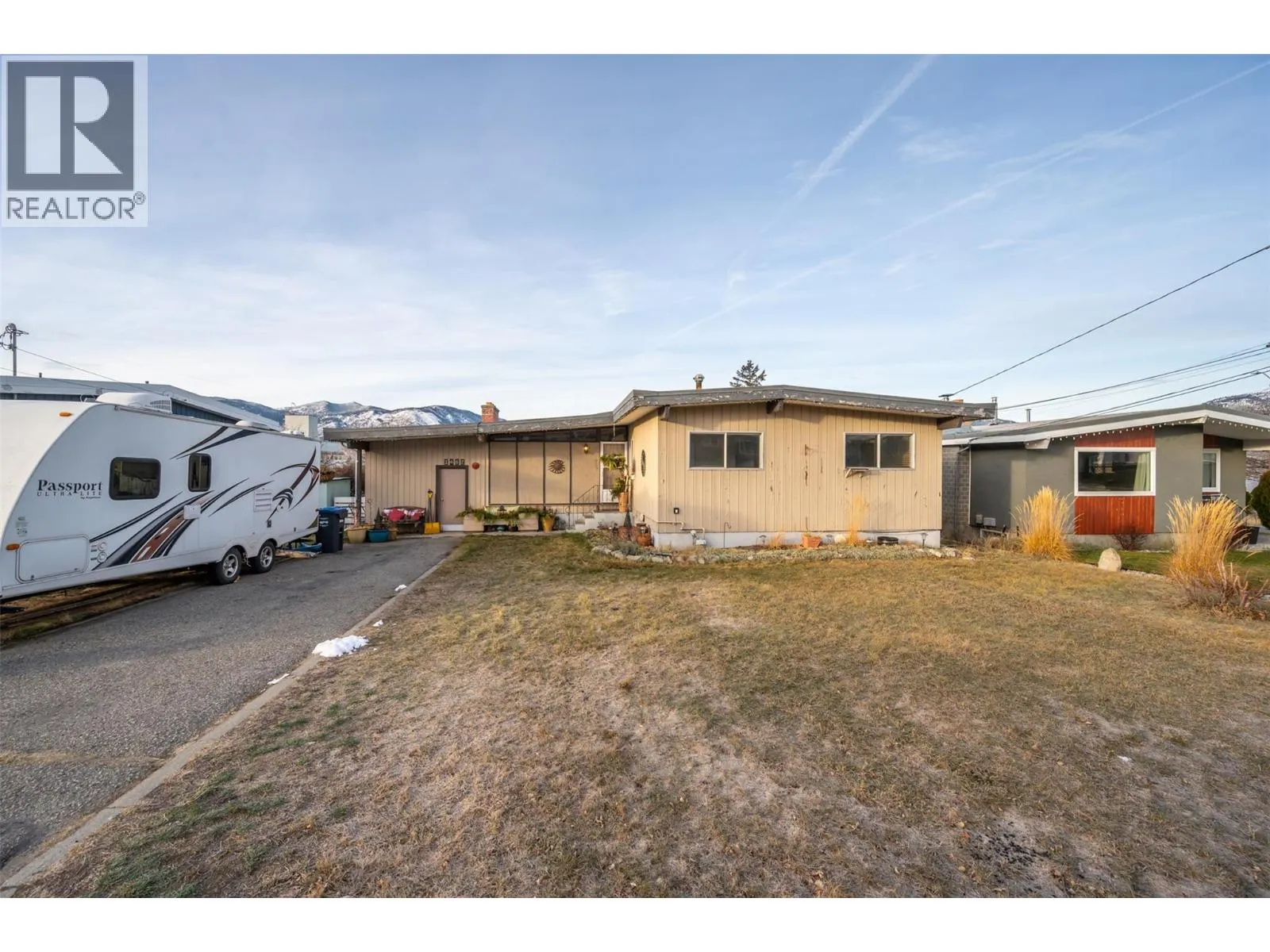 1467 Carmi Drive