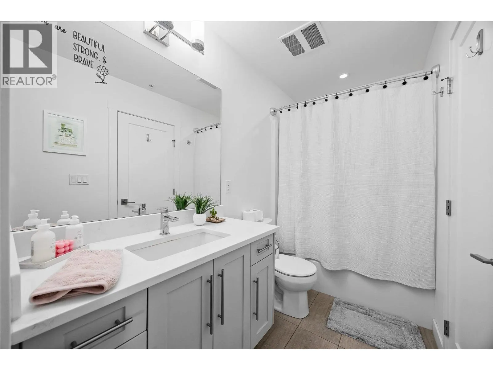 3630 Mission SPrings Drive Unit# 304