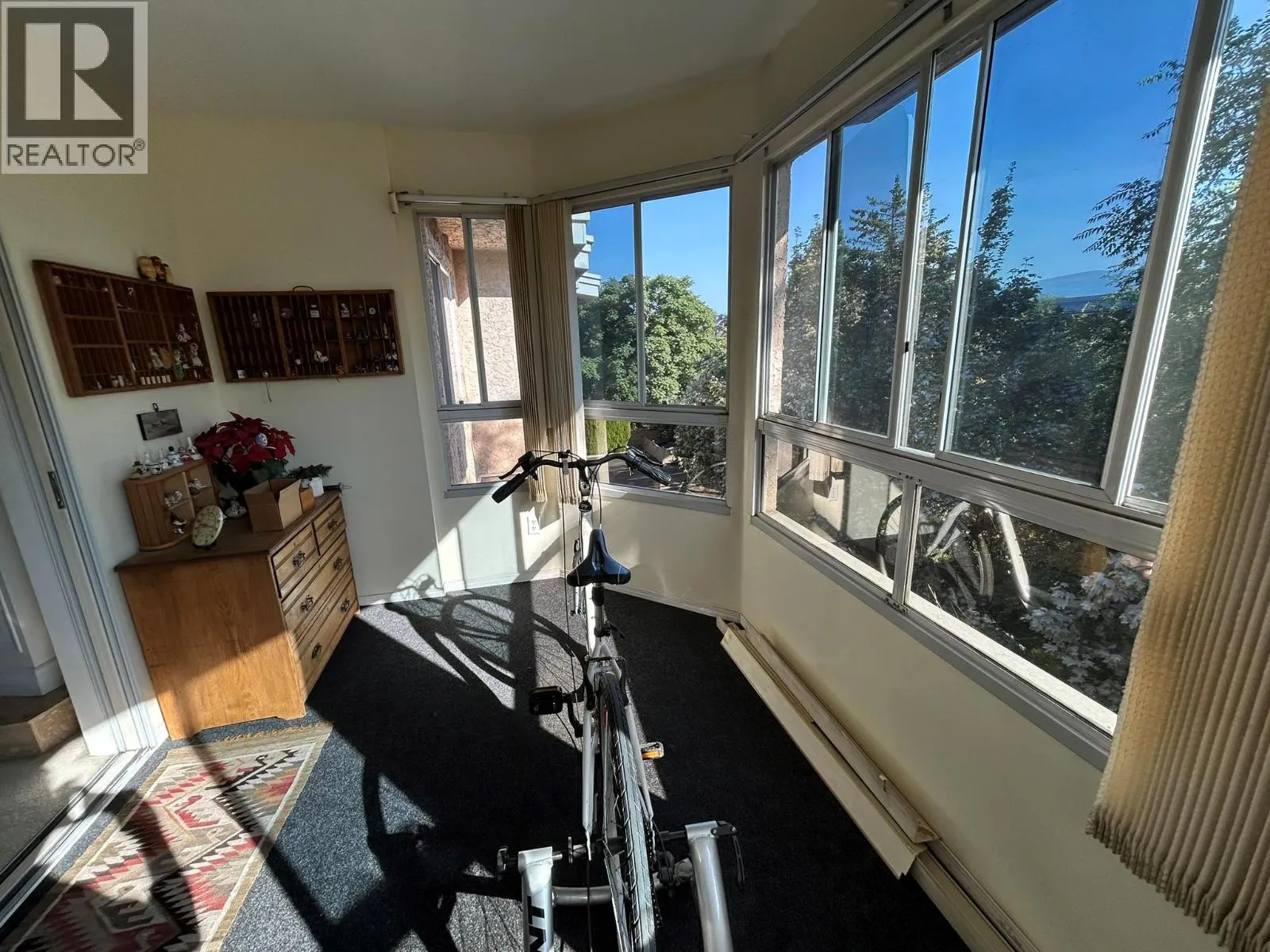945 Lawrence Avenue Unit# 304