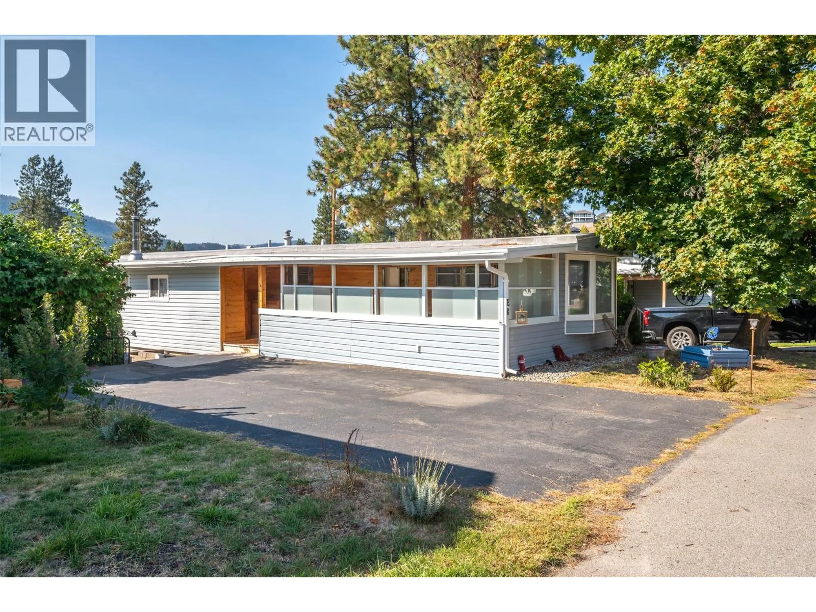 4505 McLean Creek Road Unit# E8