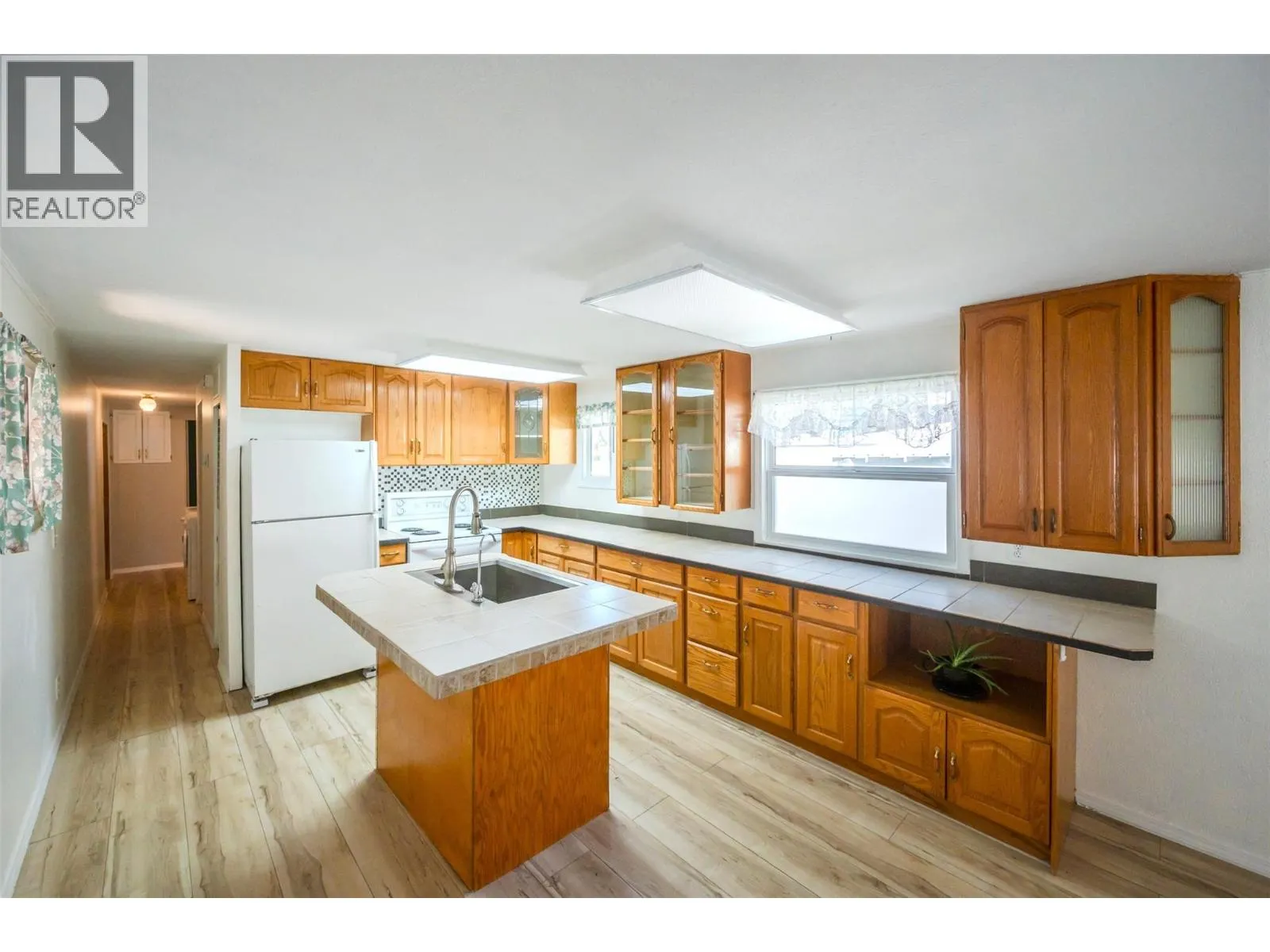 4505 McLean Creek Road Unit# E8
