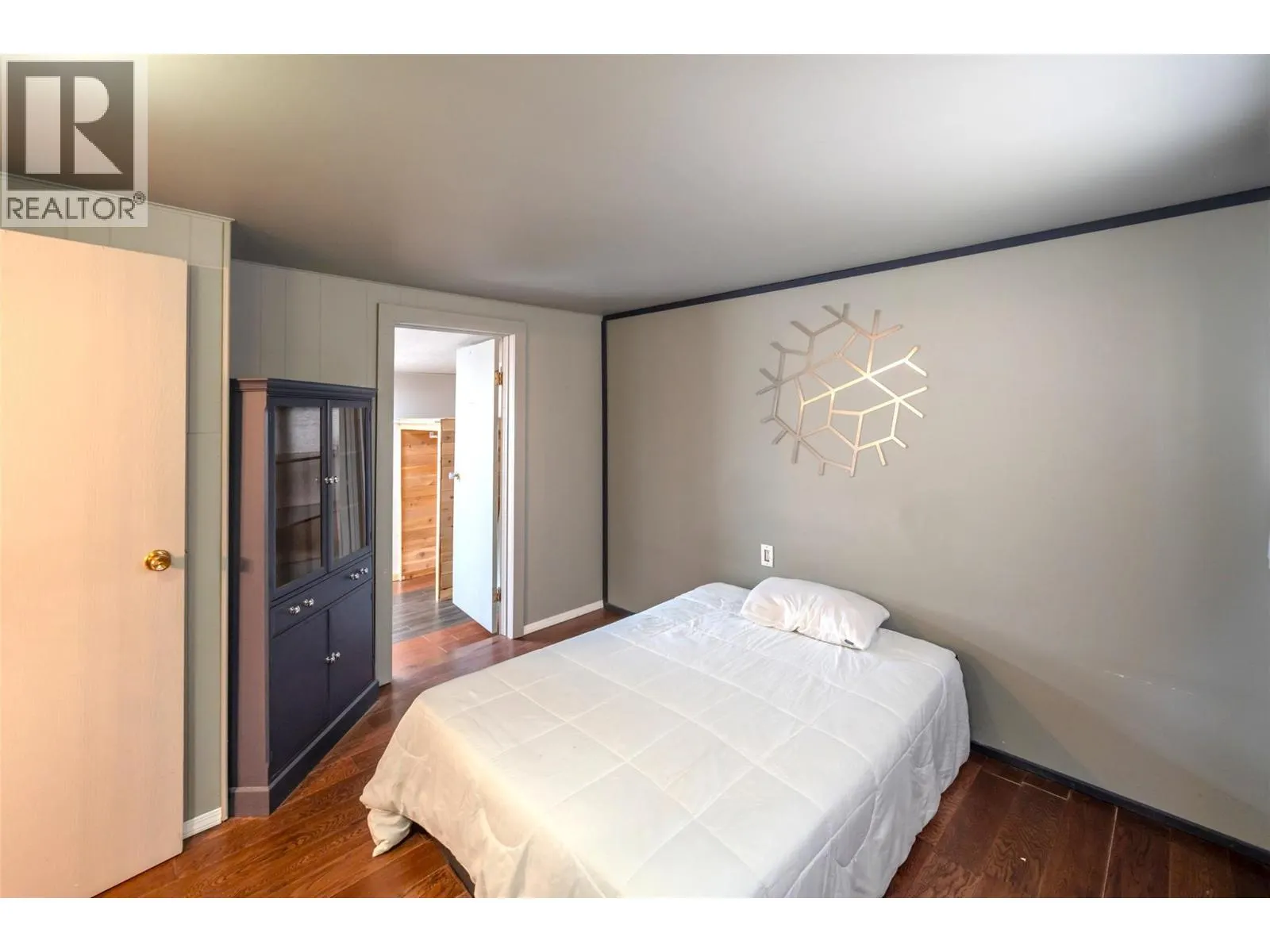 4505 McLean Creek Road Unit# E8