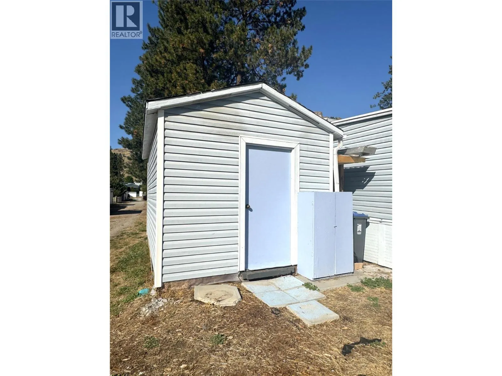 4505 McLean Creek Road Unit# E8