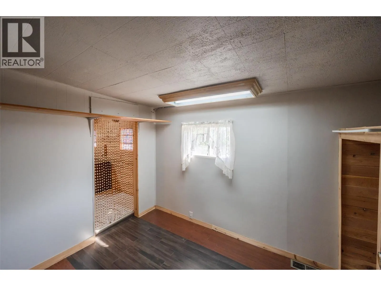 4505 McLean Creek Road Unit# E8