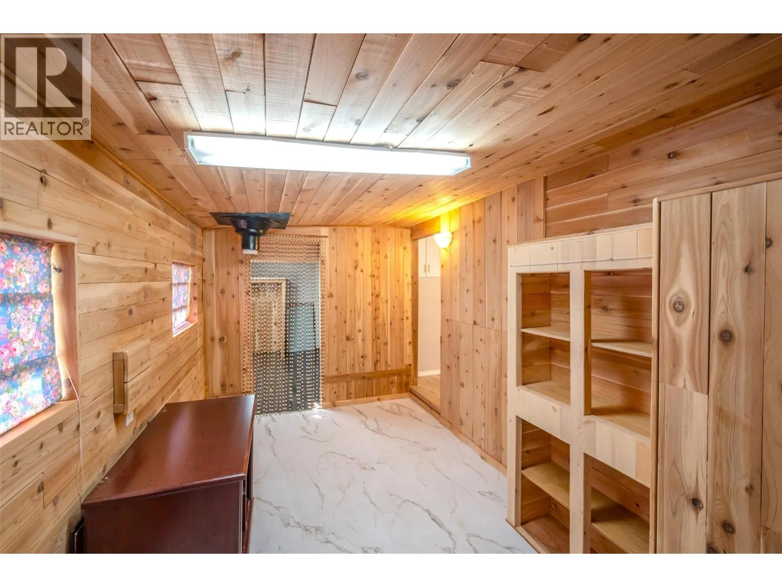 4505 McLean Creek Road Unit# E8