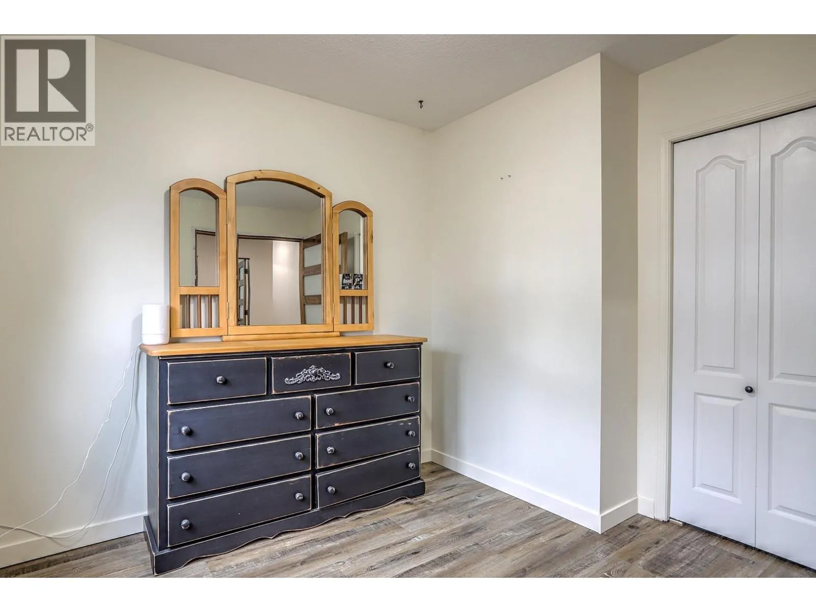 3382 Lockhart Drive