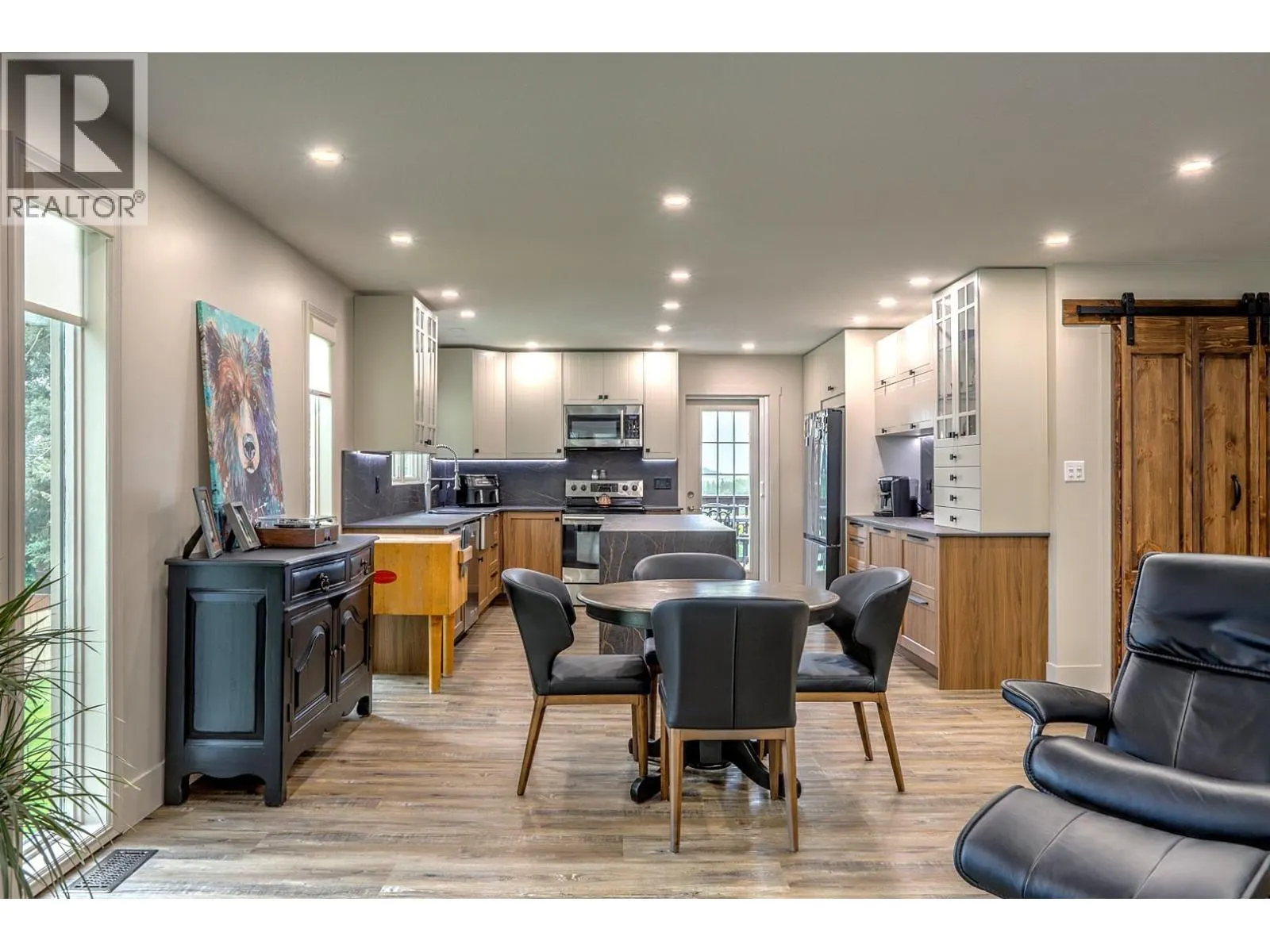 3382 Lockhart Drive