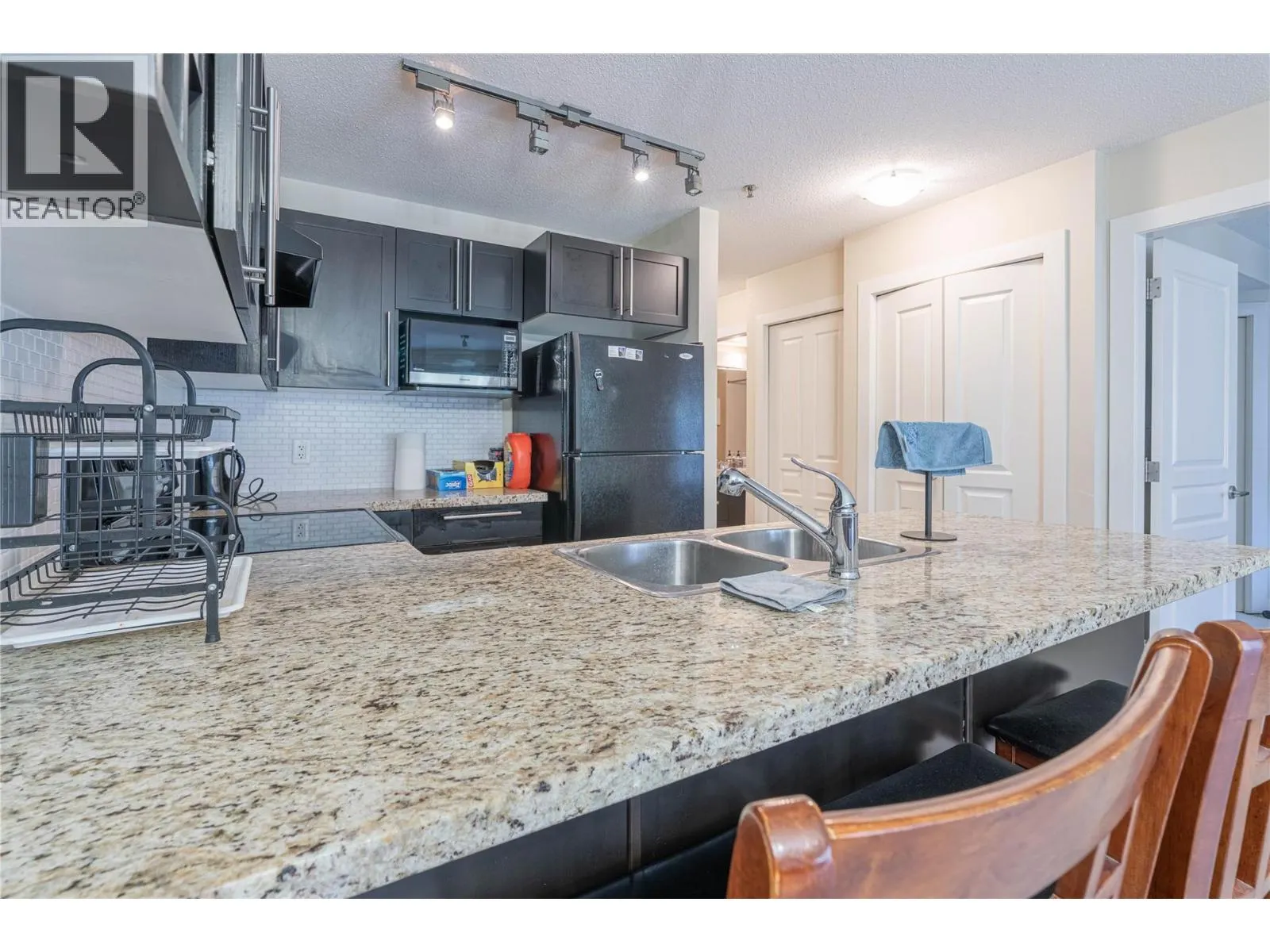 1089 Sunset Drive Unit# 218