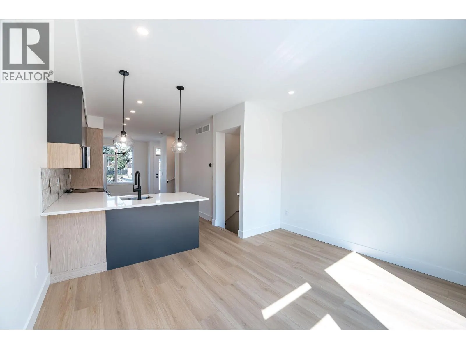416 Humbert Street Unit# 5