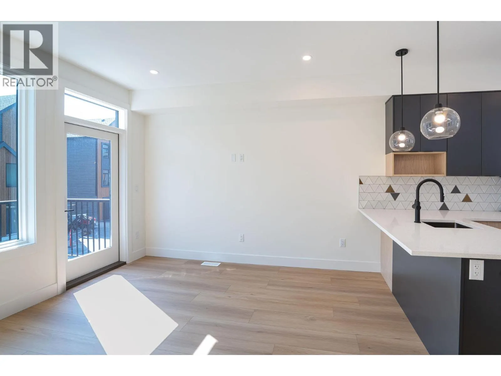 416 Humbert Street Unit# 5