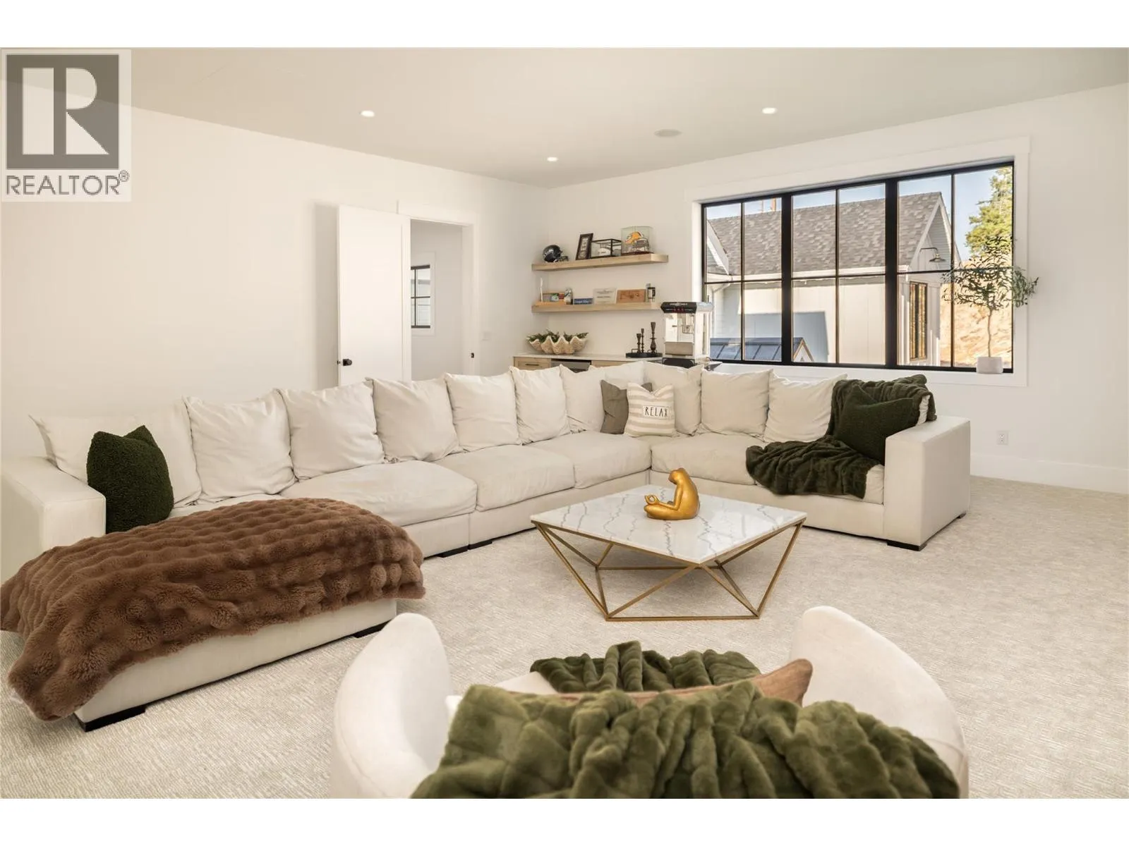 5635 UPPER MISSION Court