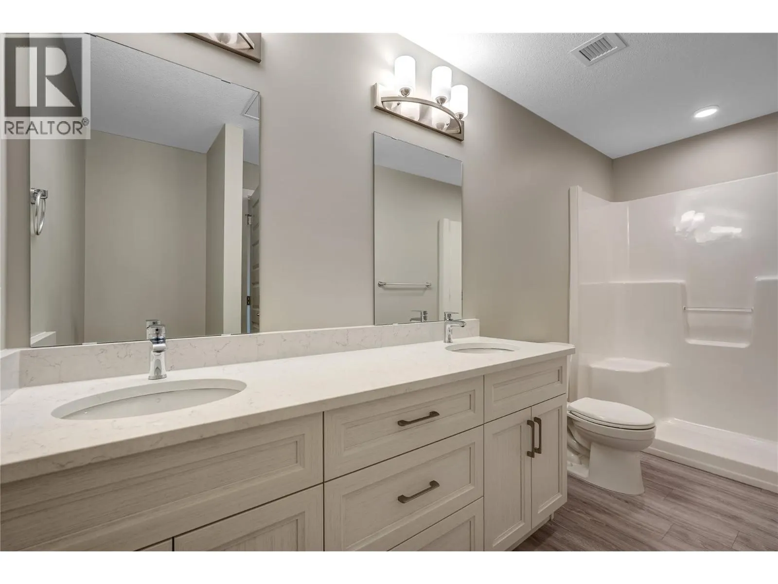 5620 51st Street Unit# 404