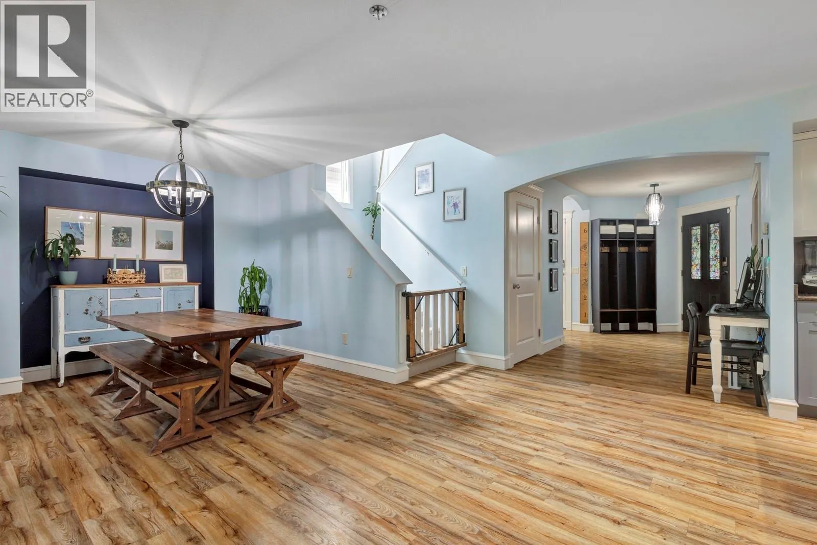 3477 Creekview Crescent