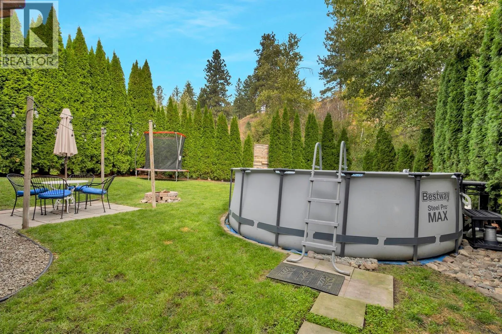 3477 Creekview Crescent