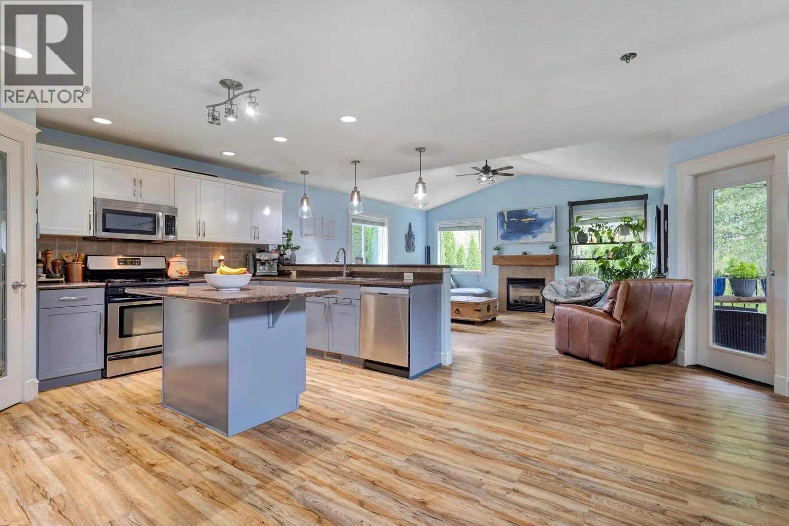 3477 Creekview Crescent