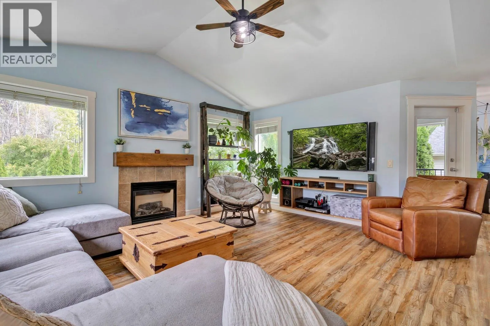 3477 Creekview Crescent