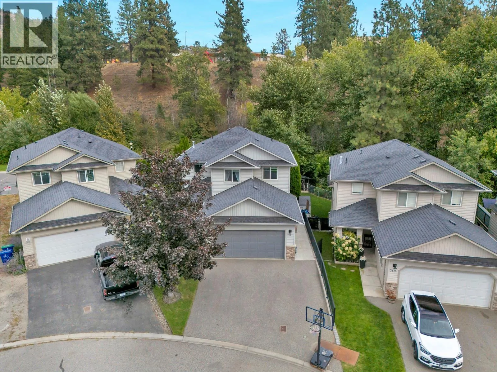 3477 Creekview Crescent
