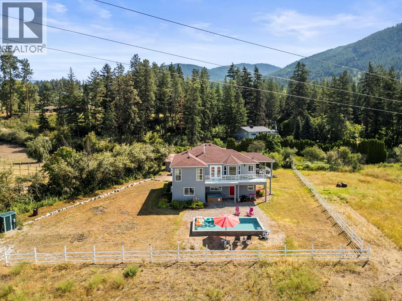5596 Curlew Road