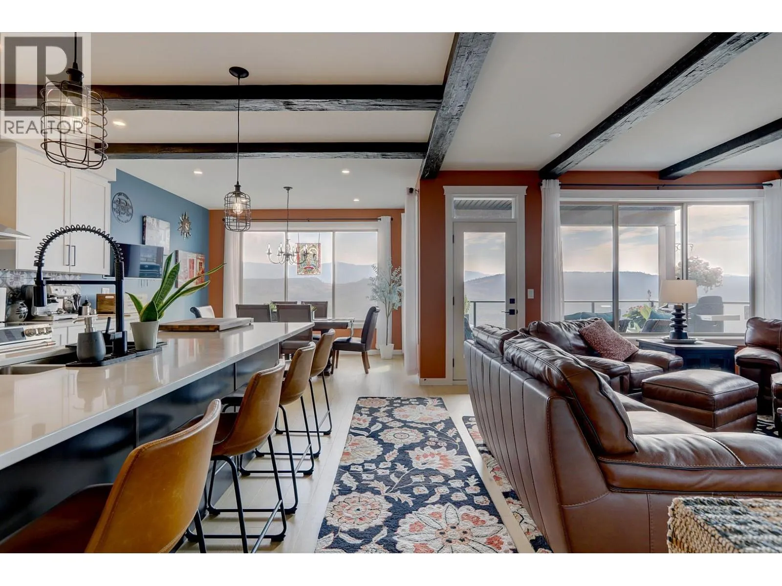 595 Vineyard Way N Unit# 8