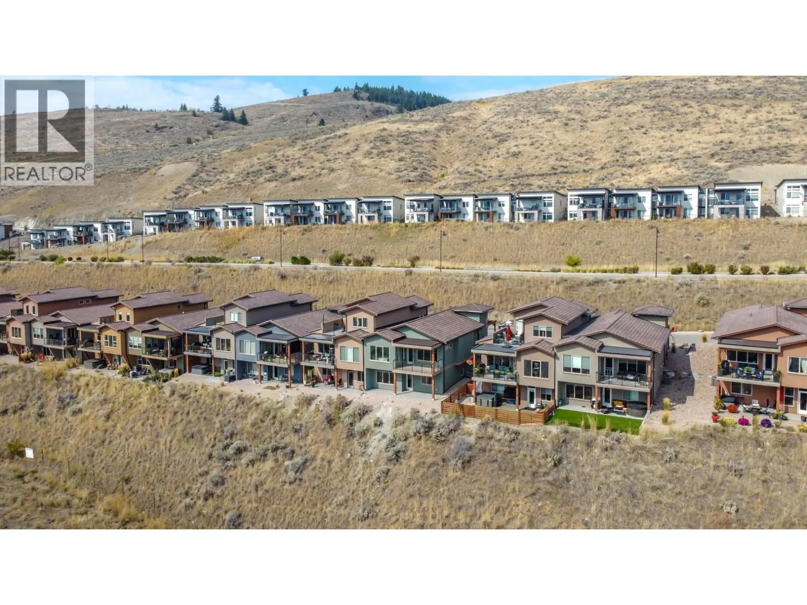 595 Vineyard Way N Unit# 8