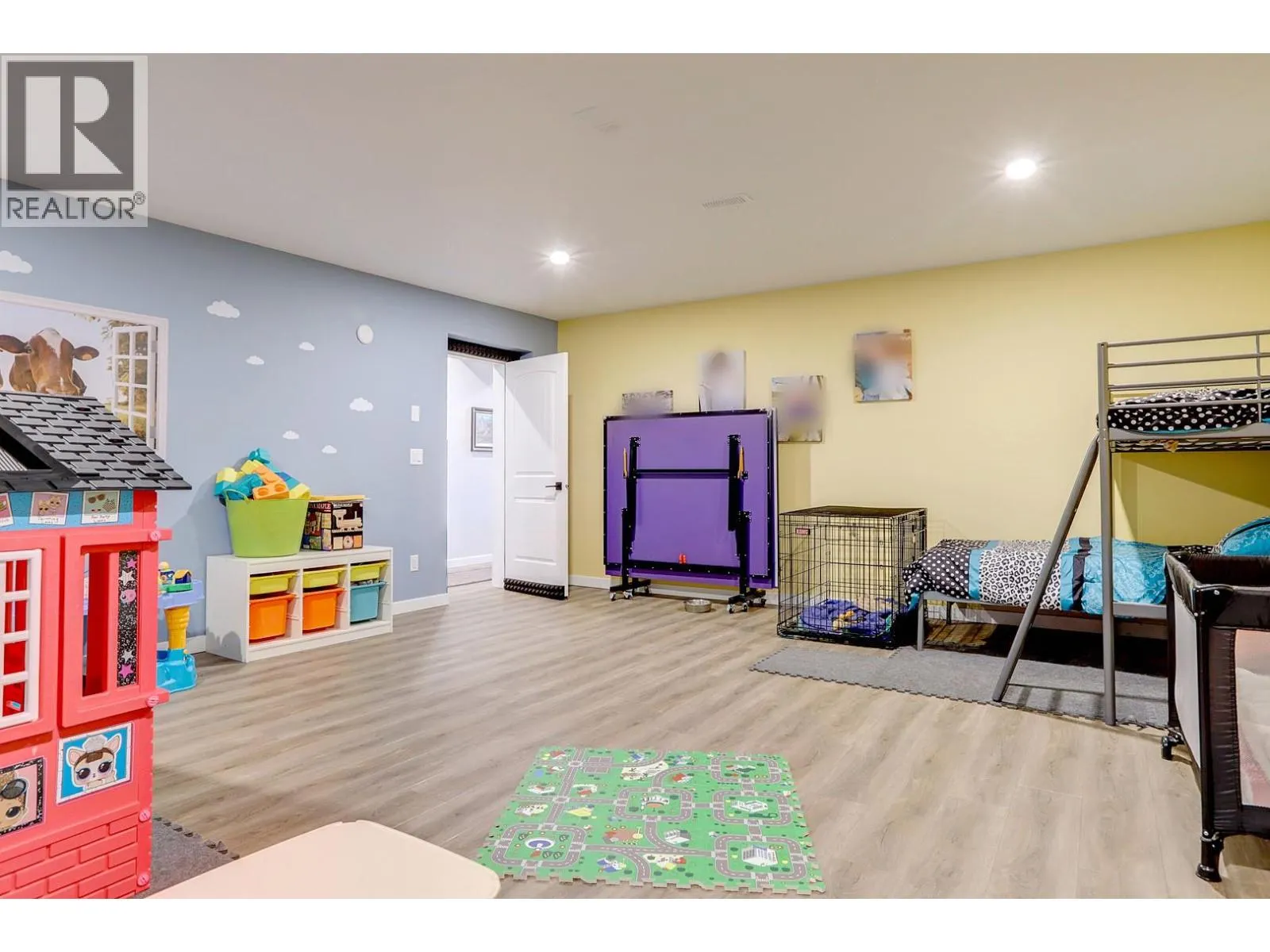 595 Vineyard Way N Unit# 8