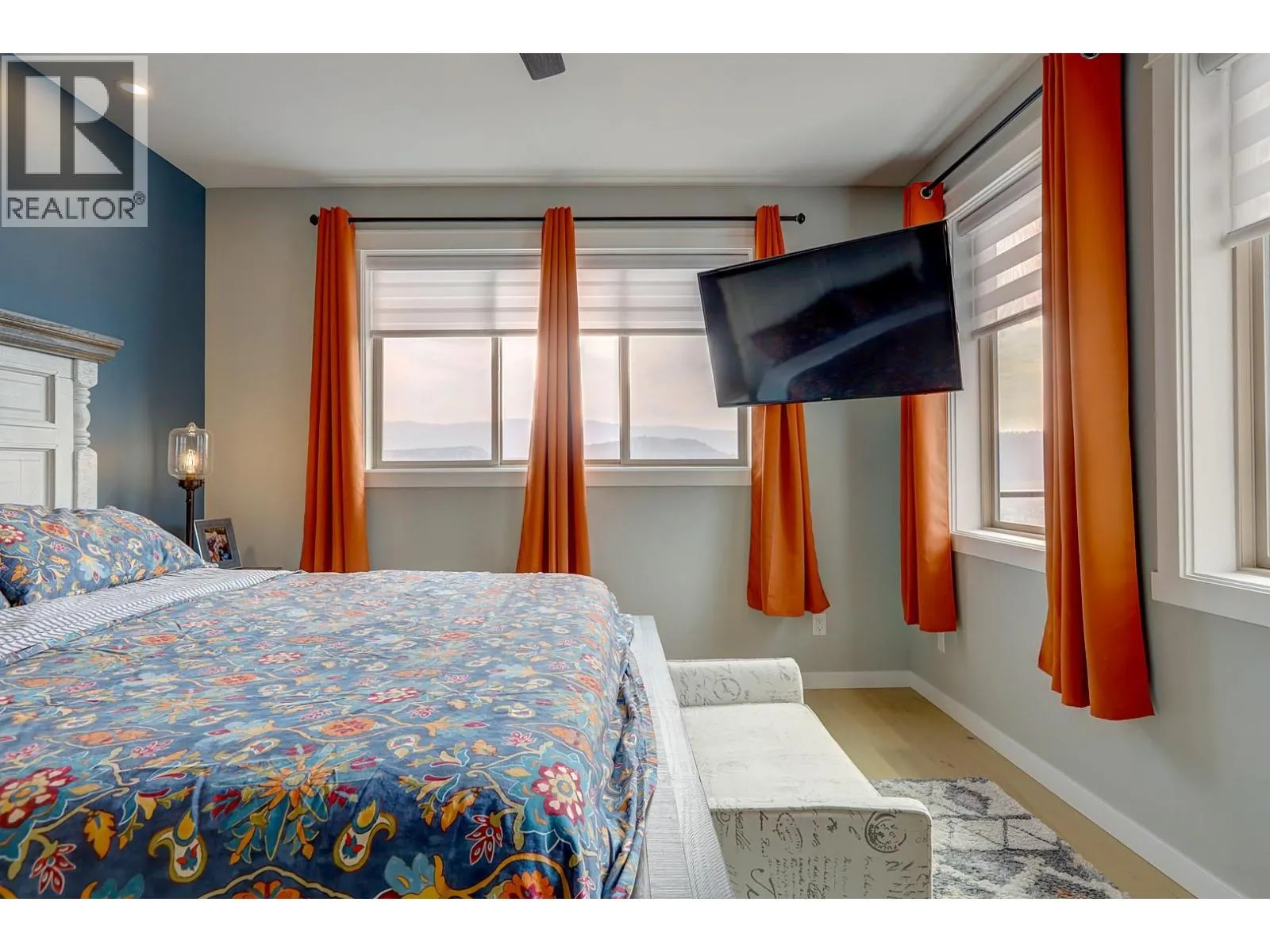 595 Vineyard Way N Unit# 8