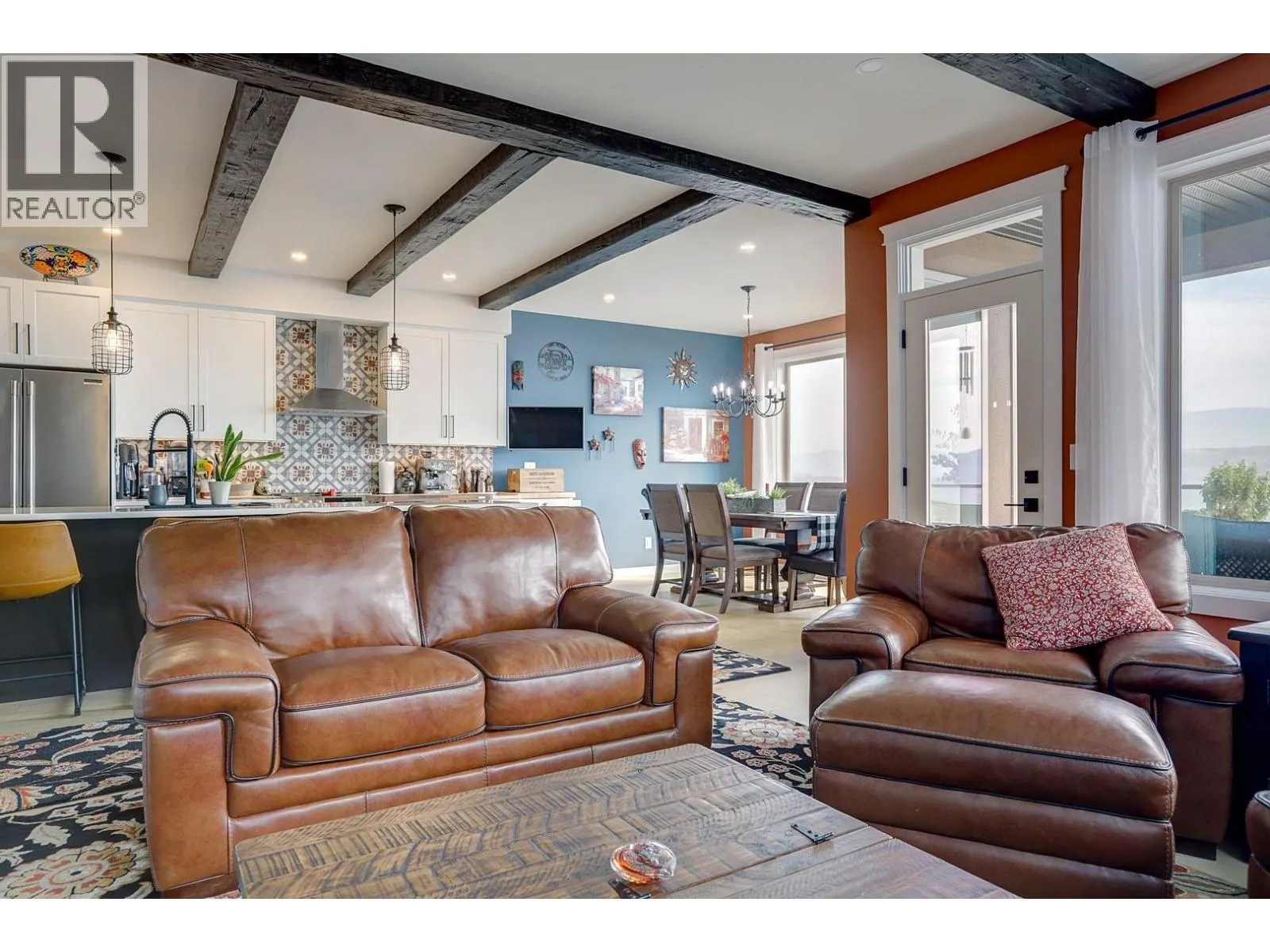 595 Vineyard Way N Unit# 8