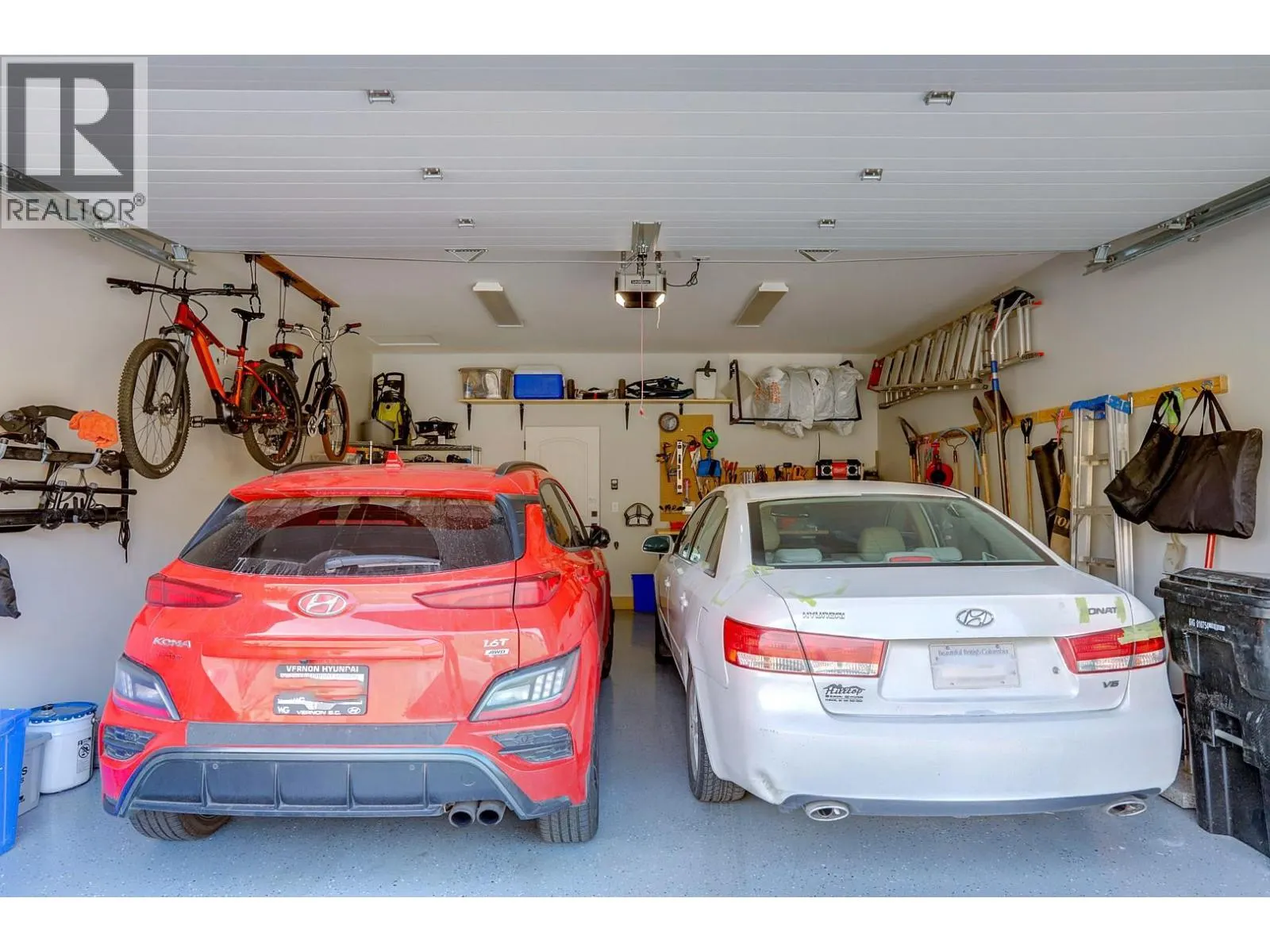 595 Vineyard Way N Unit# 8