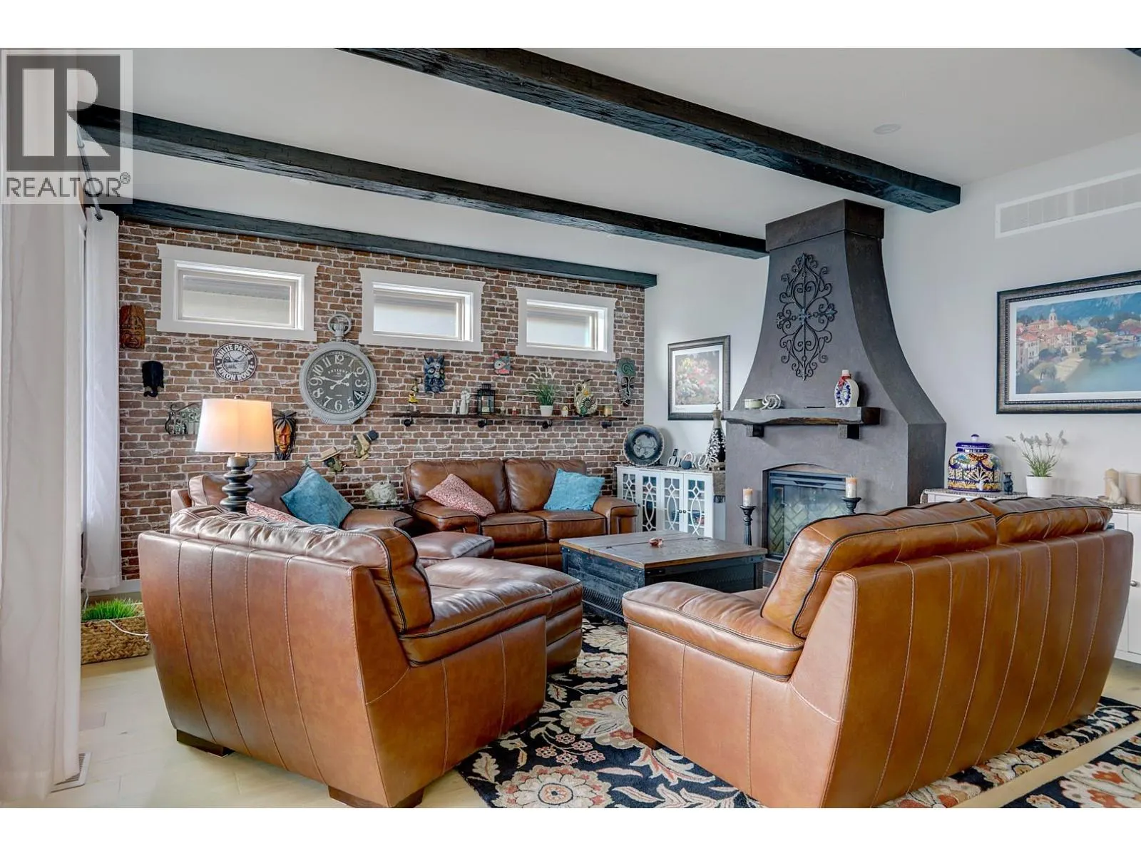 595 Vineyard Way N Unit# 8