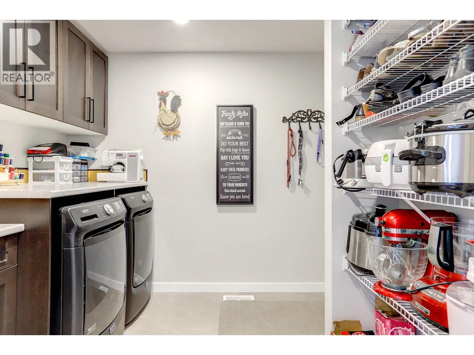 595 Vineyard Way N Unit# 8