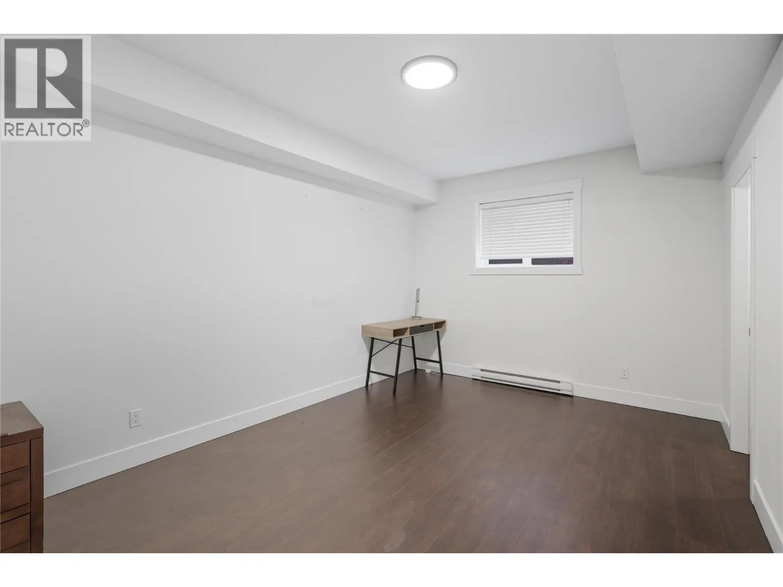 825 FERNIE Court