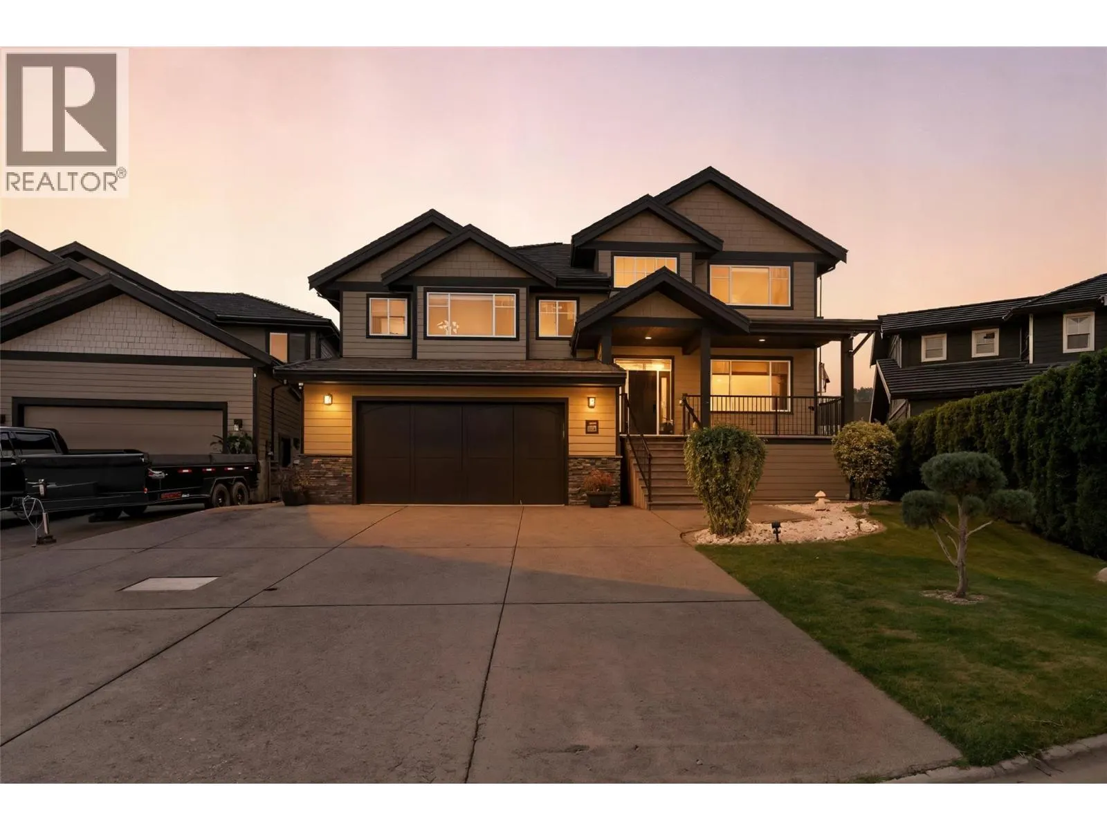 825 FERNIE Court