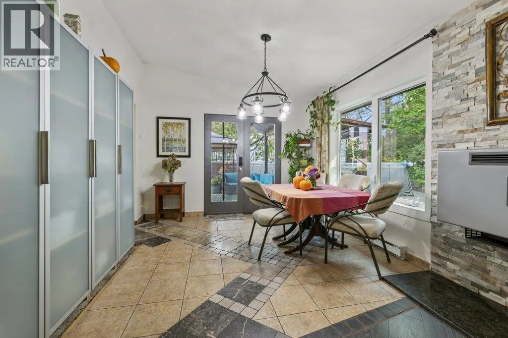 2245 Bennett Road