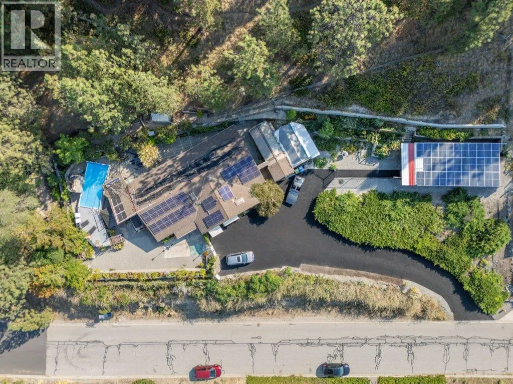2245 Bennett Road
