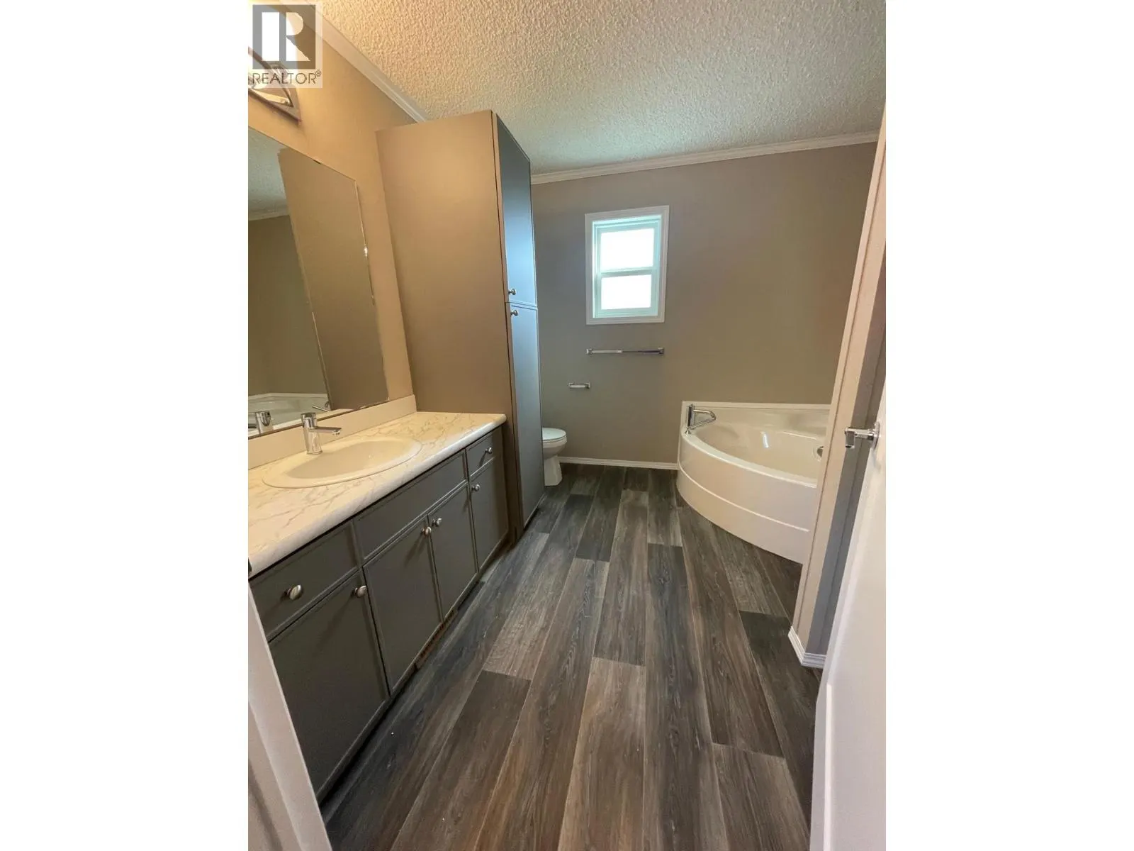 100 Aspen Drive Unit# 63