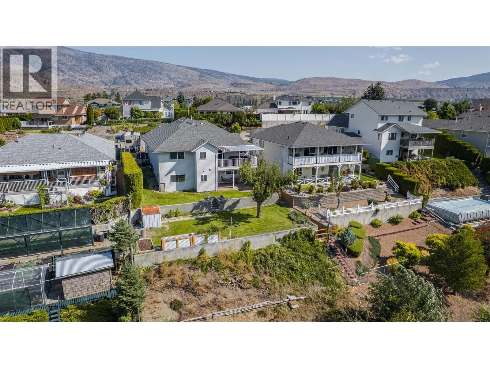 323 RIESLING Place