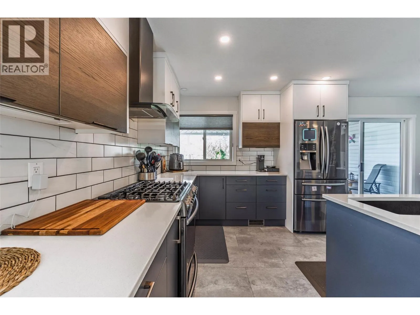 323 RIESLING Place