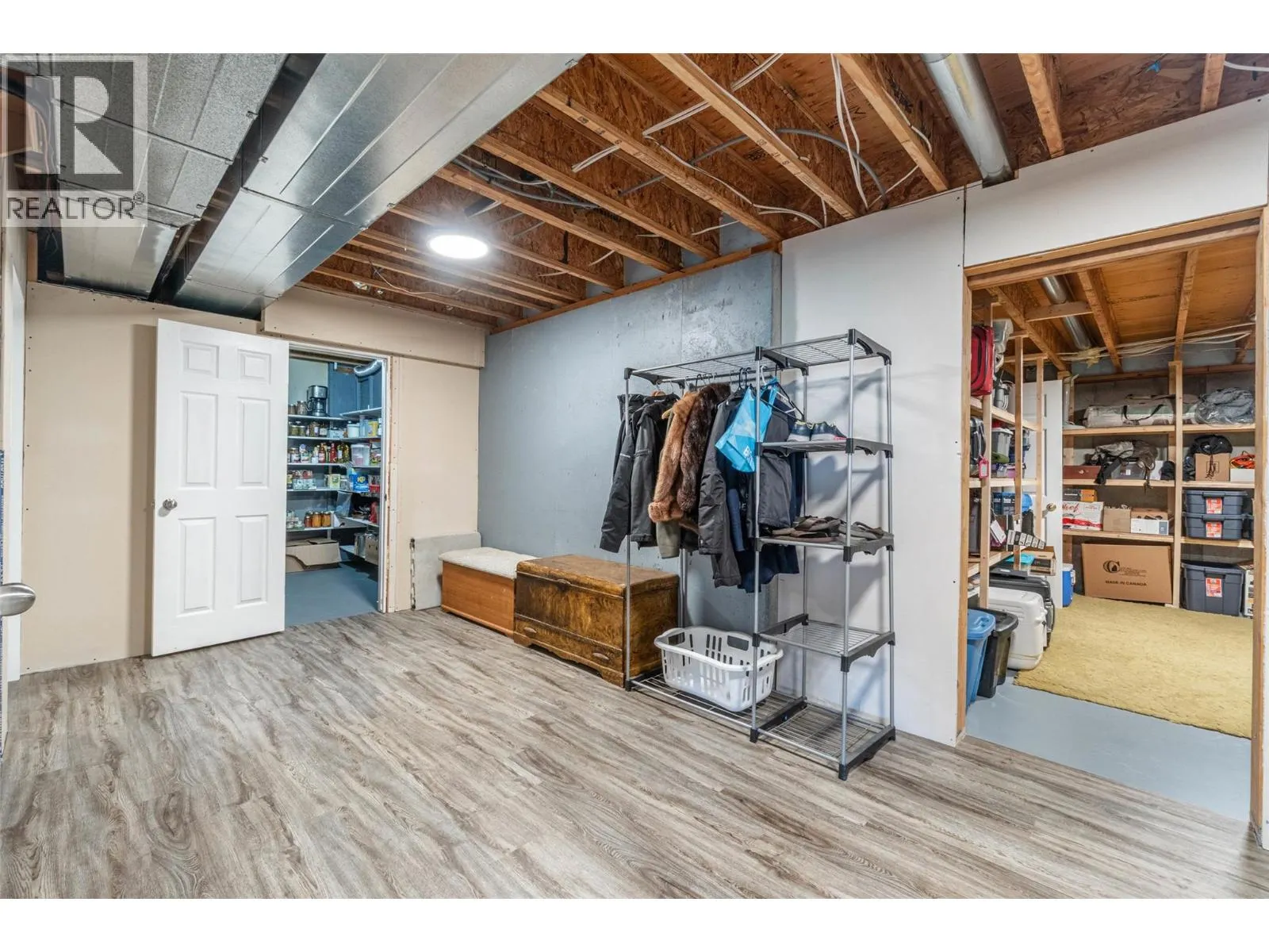 323 RIESLING Place