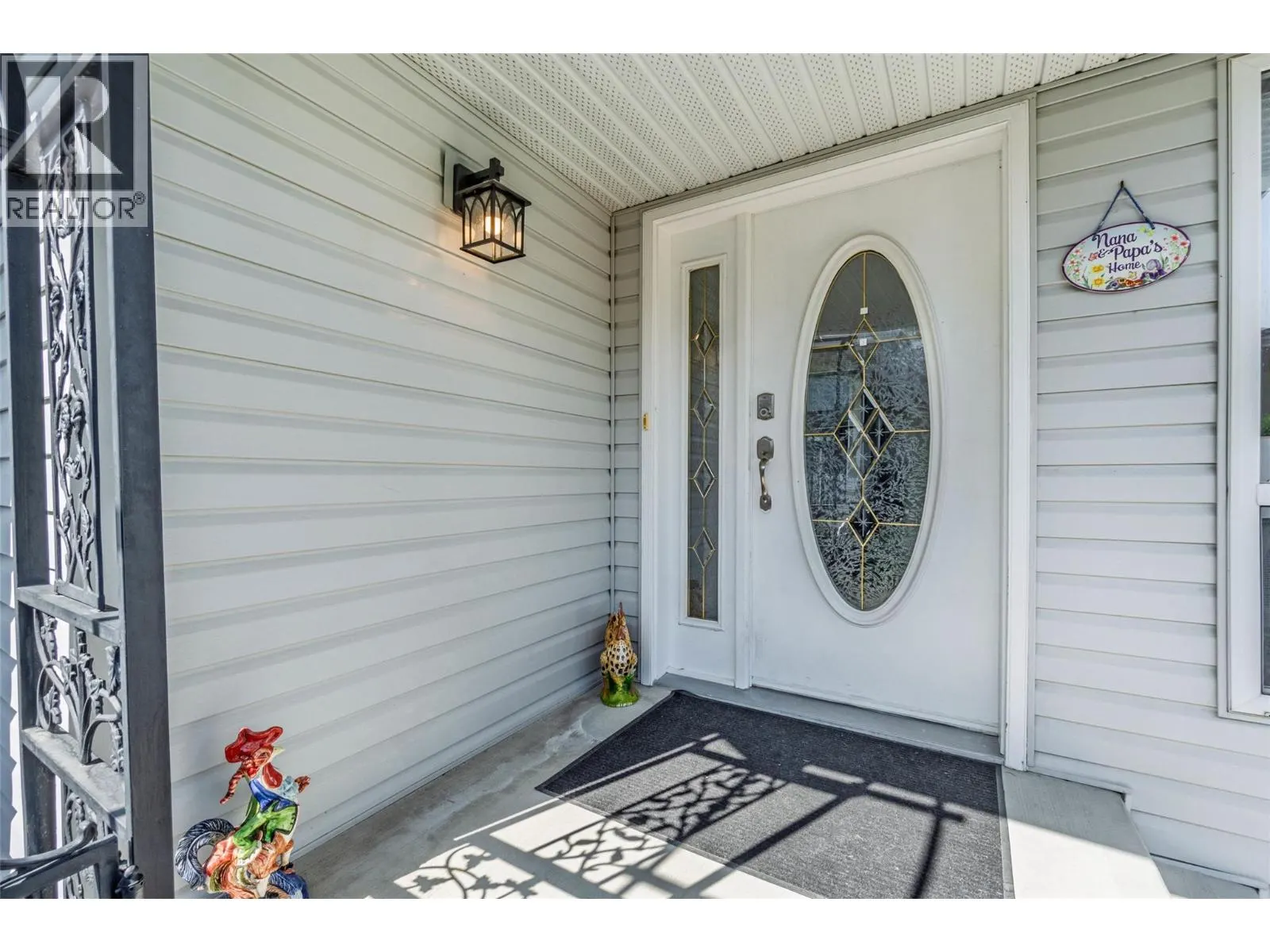 323 RIESLING Place