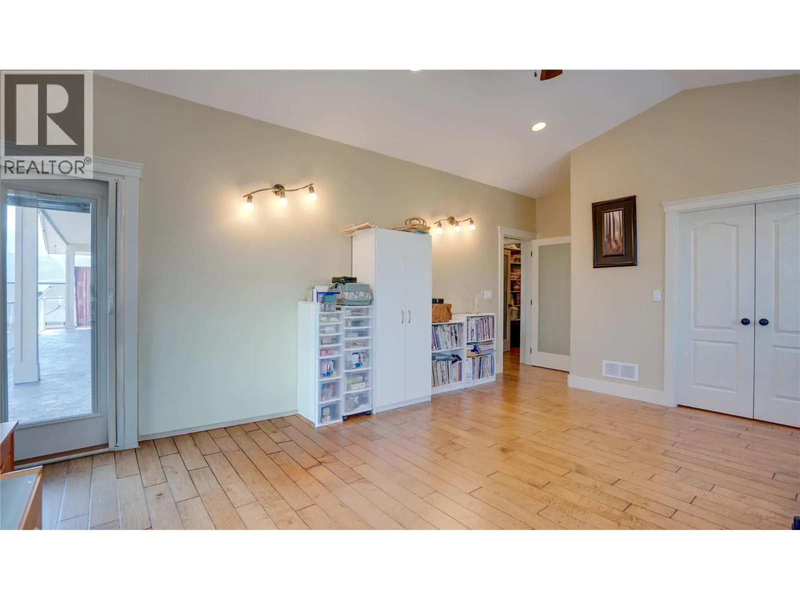 567 Mt Ida Drive
