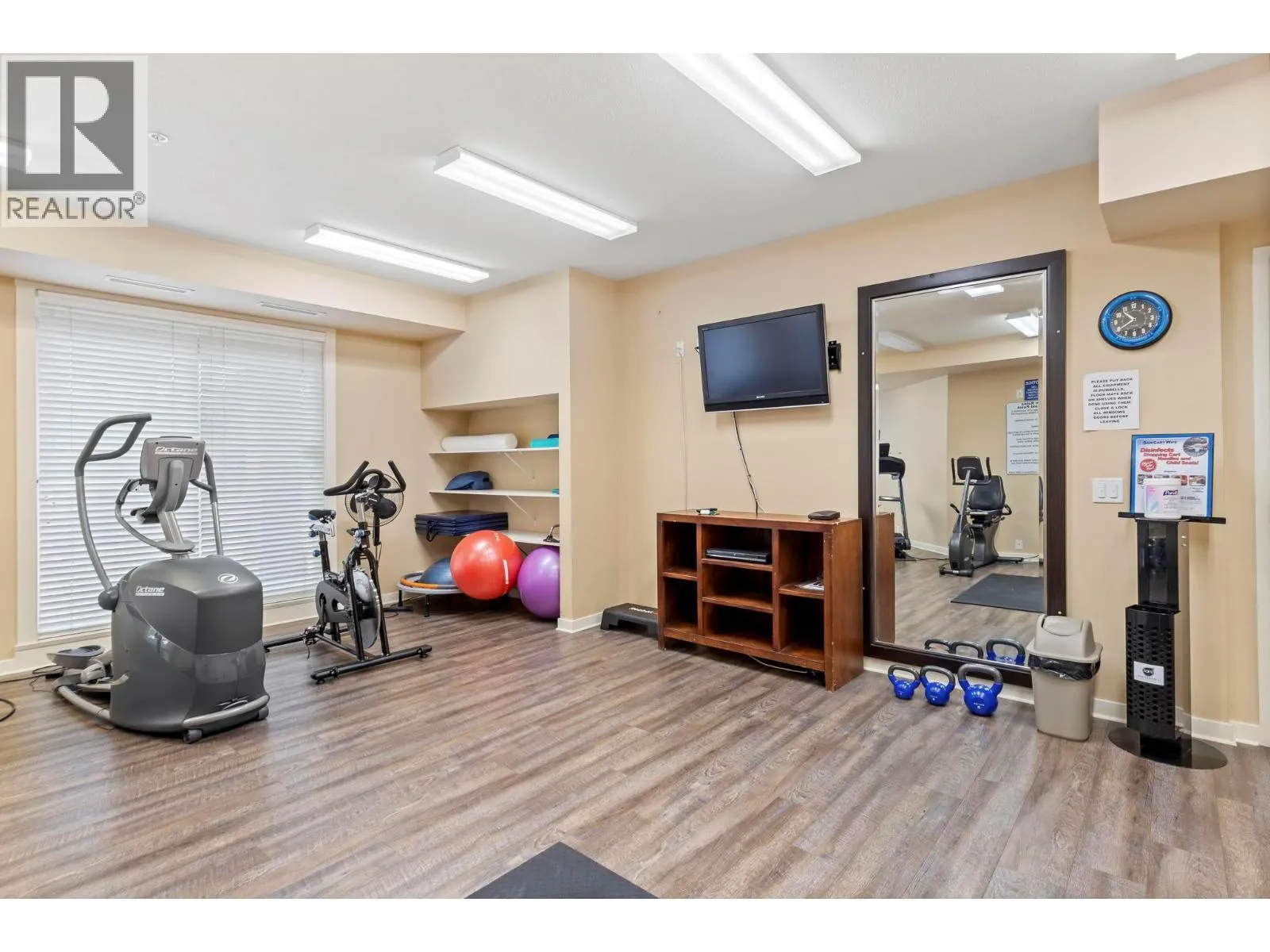 3550 Woodsdale Road Unit# 401